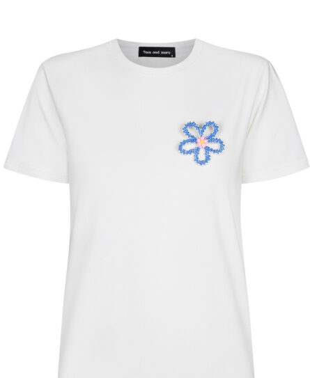 Biały T-shirt Basic z broszką flower